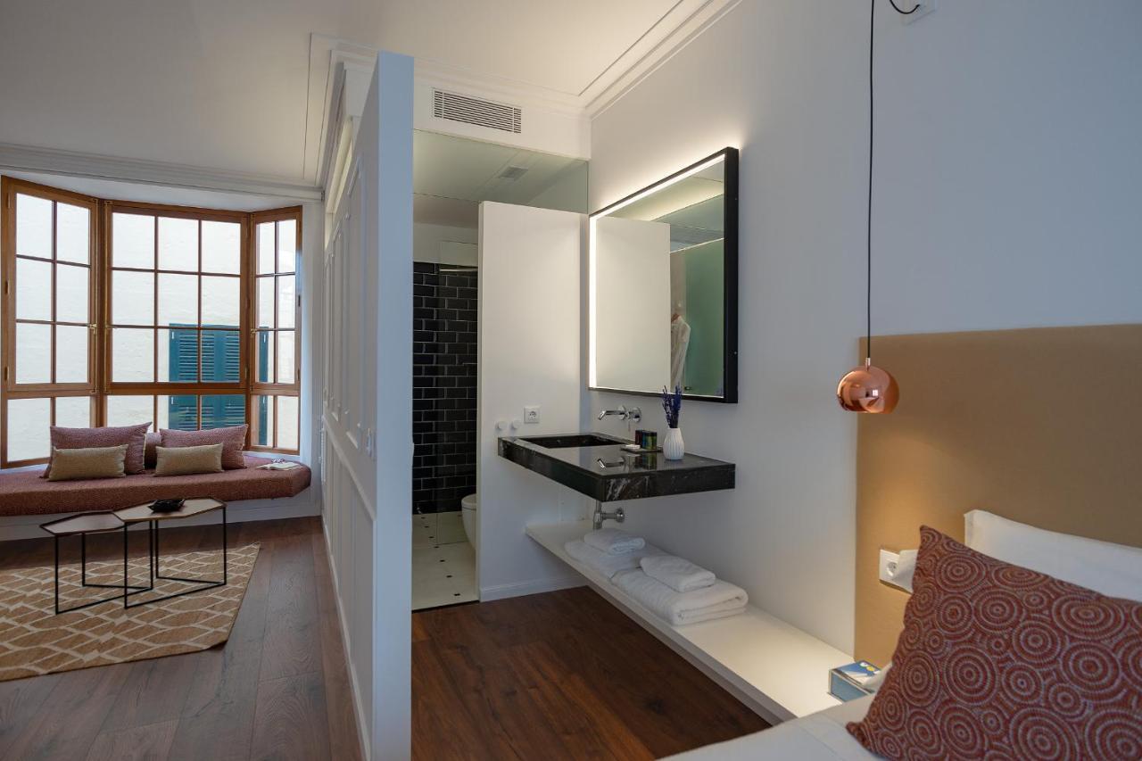 Divina Suites Hotel Boutique - Adults Only Сьюдадела Экстерьер фото